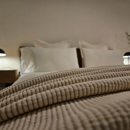 Apartment Estudiosuenossuite Sant Just Desvern